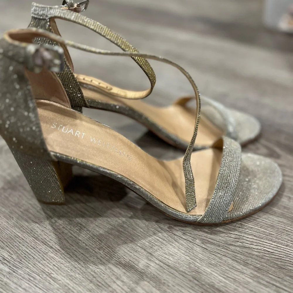 Stuart Weitzman size 11 shoes. - Picture 3 of 8